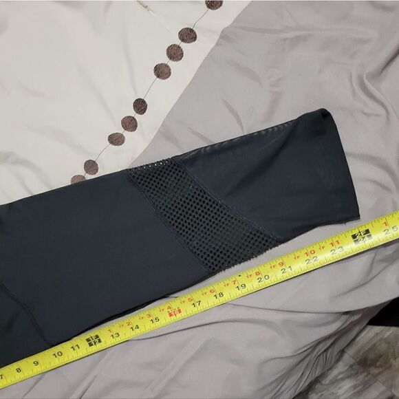 Pink ultimate crop leggings - Picture 7 of 14